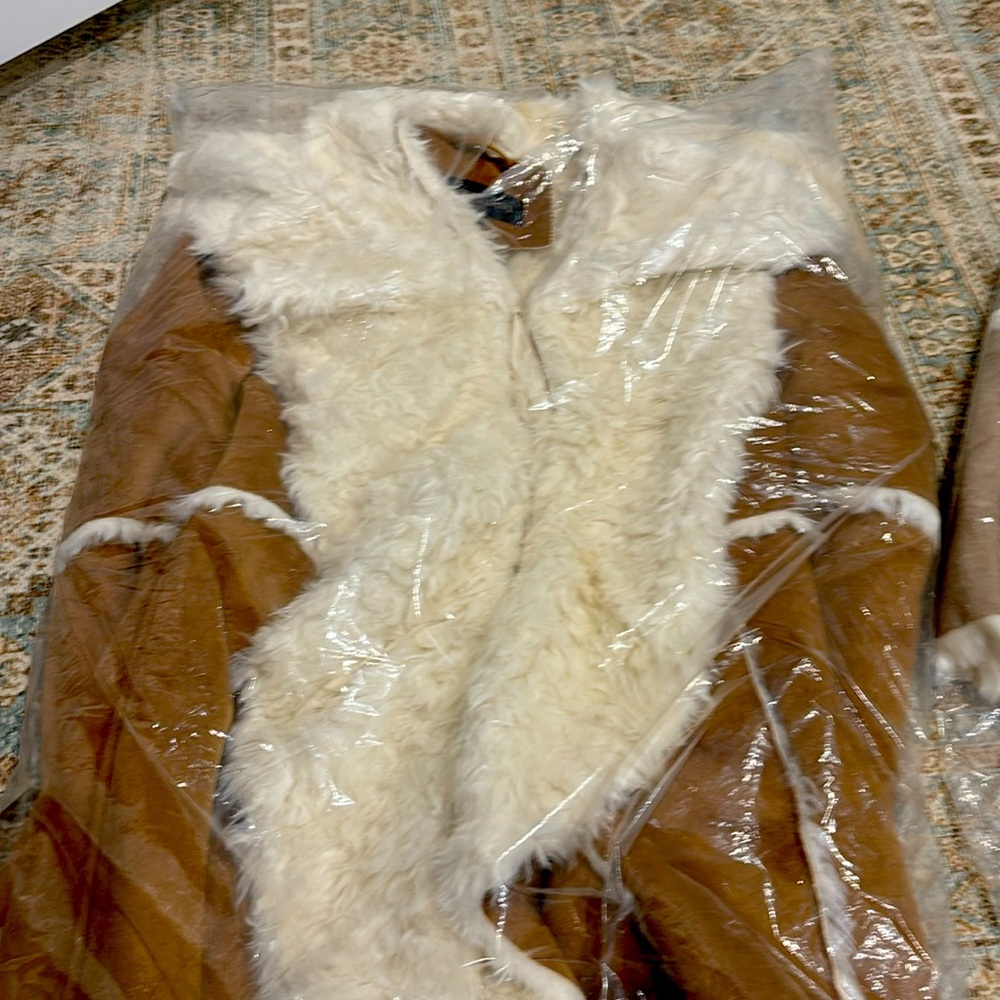 Suede jacket with fur inside